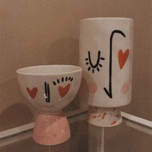 Cute plant holder or makeup brush holder